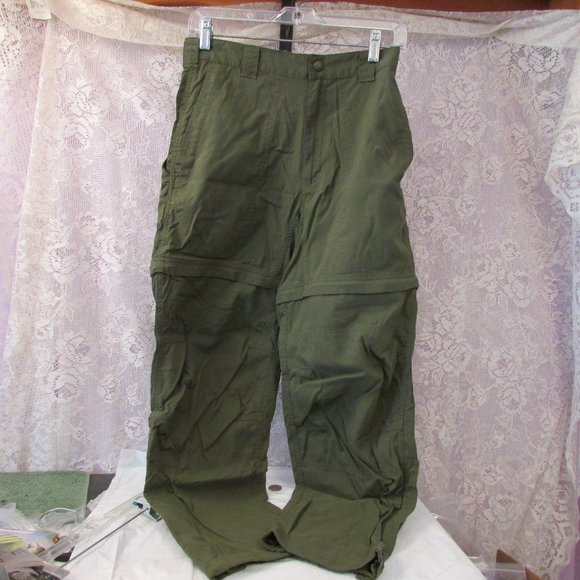 L.L. Bean Pants - LL Bean Dark Green Womens Convertible Hiking Pants 100% nylon Size 6 petite